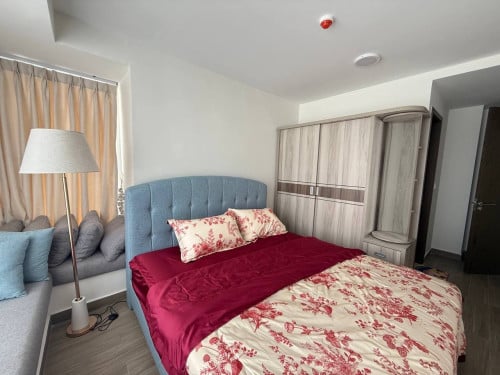 Condo for rent Urban Village
