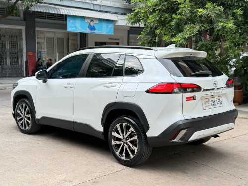 corolla . cross . ឆ្នាំ 023 - full  ឡានថ្មី ម្ចាស់ដើមផ្ទាល់