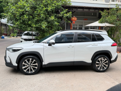corolla . cross . ឆ្នាំ 023 - full  ឡានថ្មី ម្ចាស់ដើមផ្ទាល់