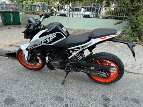 Duke 200