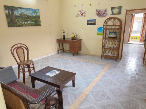 First Floor flat for rent in BKK3