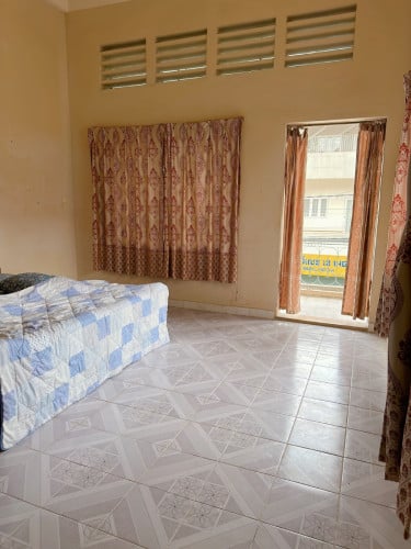 First Floor flat for rent in BKK3
