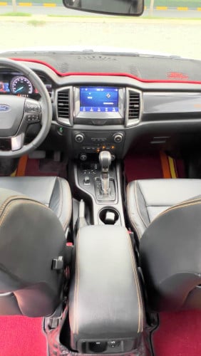 Ford range wildtrak ម៉ាស៊ីន Bi-Turbo ឆ្នាំ2022 ពណ៍ស