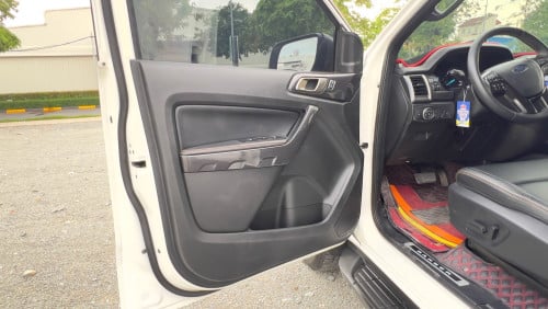 Ford range wildtrak ម៉ាស៊ីន Bi-Turbo ឆ្នាំ2022 ពណ៍ស