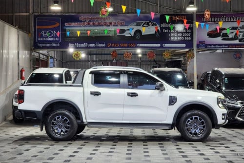 Ford Ranger Wildtrak 2023 ប្រើបាន18000Kmថ្មីខ្លាំង