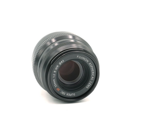 FUJIFILM XF 35mm F/2 R WR