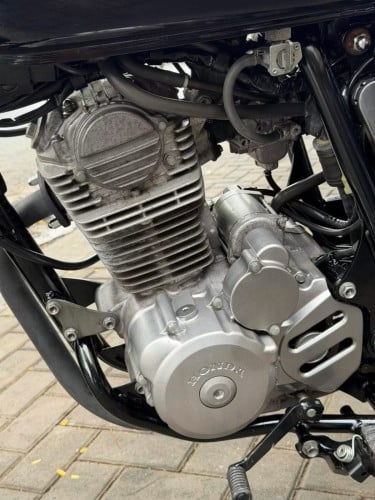 Honda CB 223S 2012 99%
