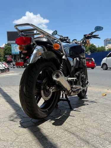 Honda cb1100