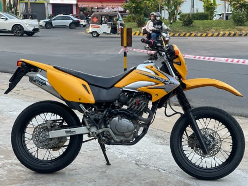 Honda SL 230cc 08 ម៉ូតូស្អាត សានុំសុីម ម្ចាស់ដើម និង មានការធានាជូន ត្រឹមត្រូវមានលក់ដាច់វៃដូរបង់រំលស់