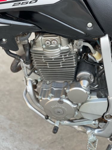 Honda Xr 250cc ម៉ូតូស្អាត សានុំសុីន ម្ចាស់ដើម