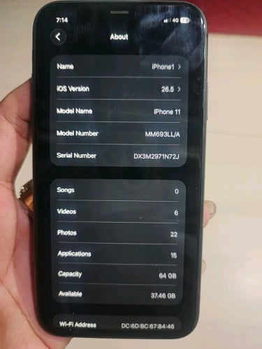 IP 11 សាន 64G