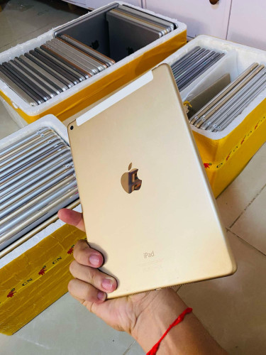 iPad Air 2 Wi-Fi sim 65$