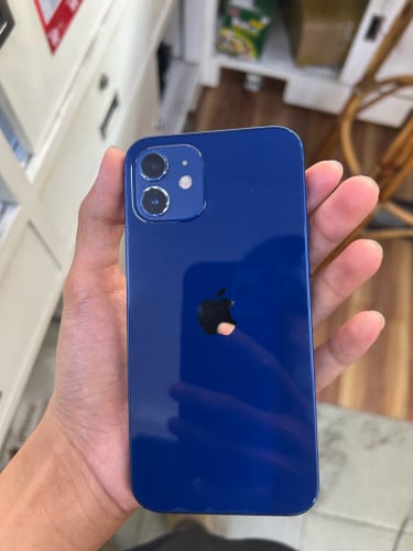 iPhone 12 ស្ទើរតួ
