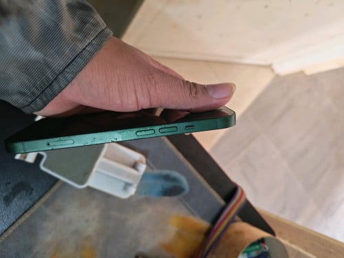 iPhone 13 lla