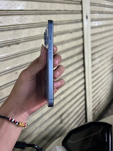 iPhone 14 ដូលអេក្រង់ផ្សេងនៅទាំងអស់លក់210$ បងៗត្រូវកាទាក់ទង់មក070987152❤️