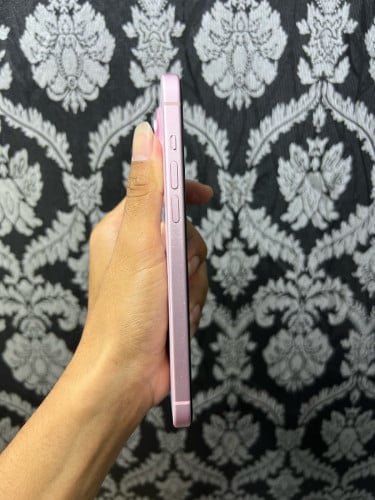 iPhone 15 plus