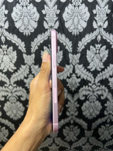 iPhone 15 plus