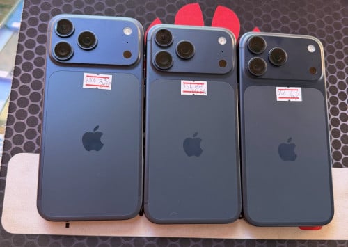iphone 17 pro max CH Sim 2 99.9% 256G Blue