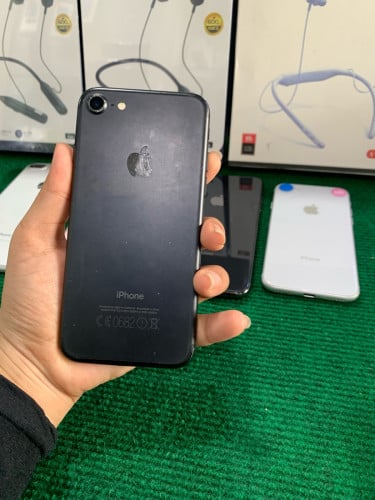 iPhone 7