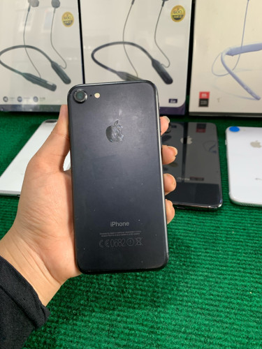 iPhone 7