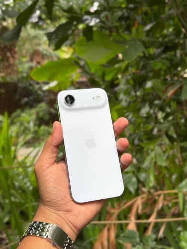 iPhone Air 256G X/A ស្អាតដូចថ្មី សាកថ្មបាន72ដង