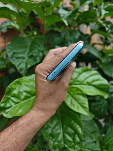 iQoo Neo7 SE 12g/256g_CH(វៃដូរបាន)👉$165