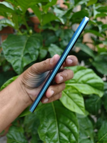 iQoo Neo7 SE 12g/256g_CH(វៃដូរបាន)👉$165
