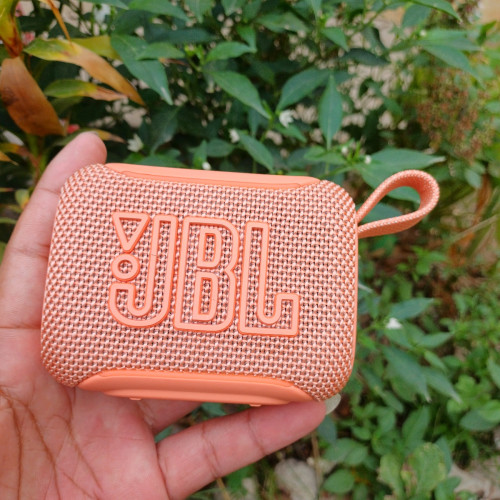 JBL Go 5