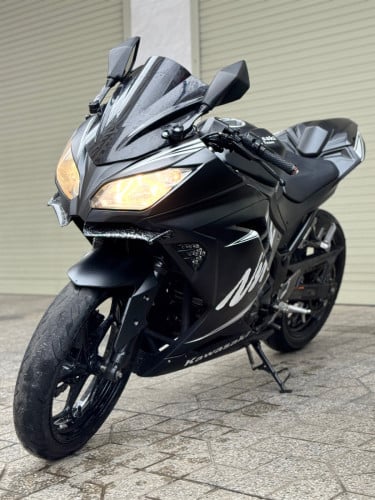Kawasaka Ninja300