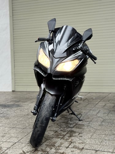 Kawasaka Ninja300