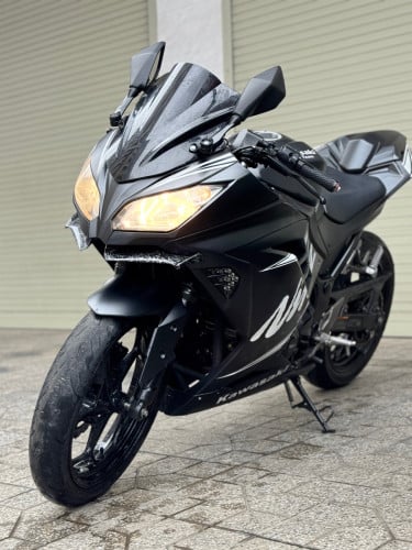 Kawasaka Ninja300