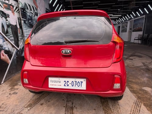 KIA 2017  លក់​ 6000$  ឈ្មោះម្ចាស់ដេីមផ្ទាល់