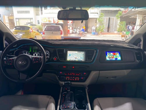 Kia Carnival 2015 7កៅអី