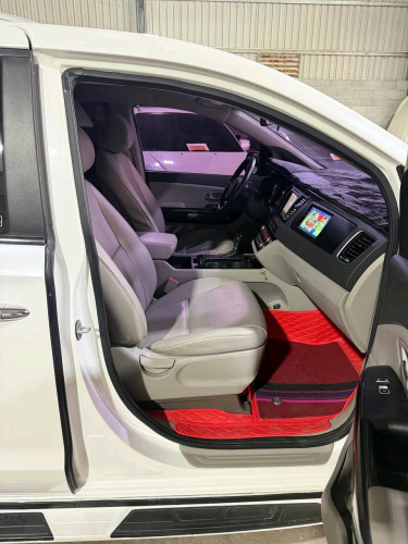 Kia Carnival 2015 7កៅអី