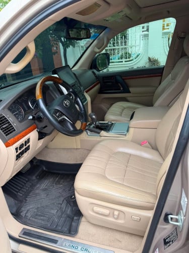 Land Cruiser 2012 ថ្មីសាហាវ