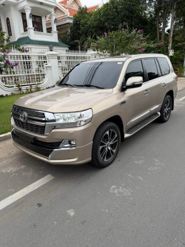 Land Cruiser 2012 ថ្មីសាហាវ