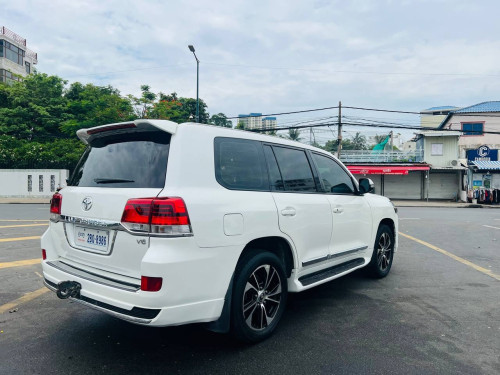 Landcruiser 010 ឡេីង​ 021 (បង់រំលស់)