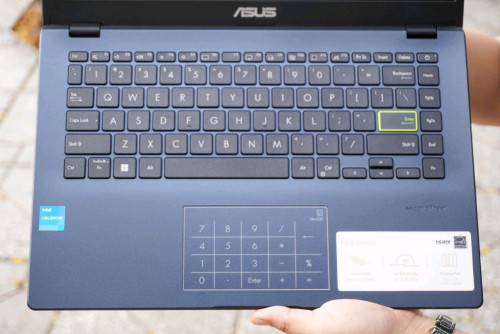 Laptop asus