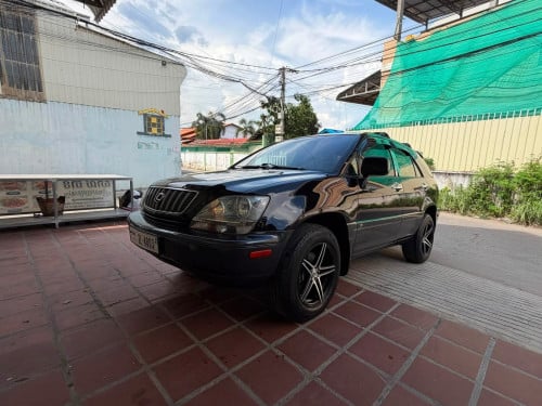 Lexus 2001.ប៉ុង1ខ្មៅ ឡានថ្មី លក់093257677077512789