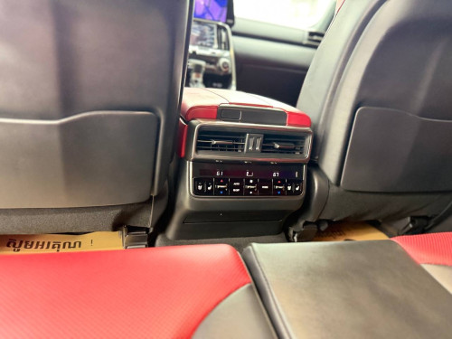 Lexus LX600 2023 F-Sport ស ក្នុង ក្រហម USA Spec ប្រើបាន 4800Miles New Tax