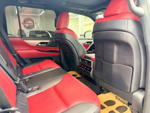 Lexus LX600 2023 F-Sport ស ក្នុង ក្រហម USA Spec ប្រើបាន 4800Miles New Tax