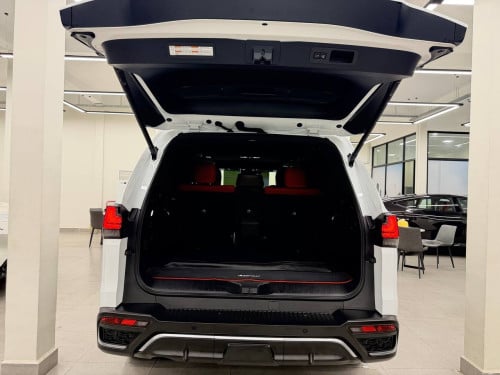 Lexus LX600 2023 F-Sport ស ក្នុង ក្រហម USA Spec ប្រើបាន 4800Miles New Tax