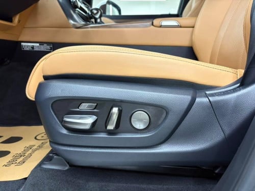 Lexus LX600 2023 Luxury Full option USA Spec DVD Remote Start soft doorក្នុងការ៉ុត NexTax