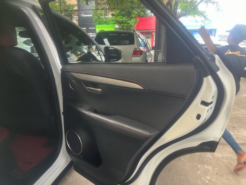 Lexus NX 200t F Sport  2017  6 buttons