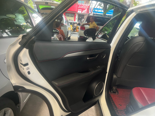 Lexus NX 200t F Sport  2017  6 buttons