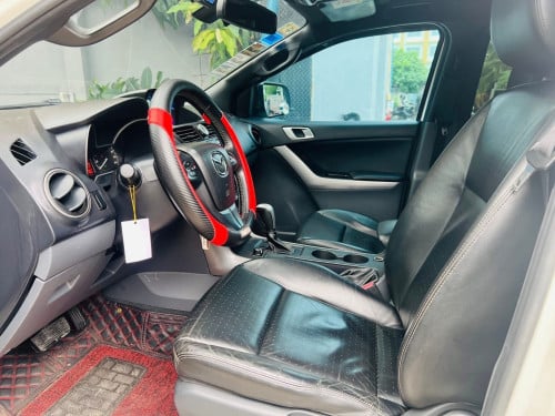 Mazda BT 50 2021 Thunder 3.2L Full Option