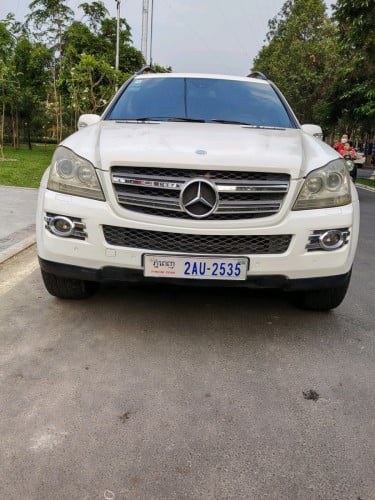 Mercedes GL320 V6 ម៉ាស៑ូត នៅអេមណាស់10500$
