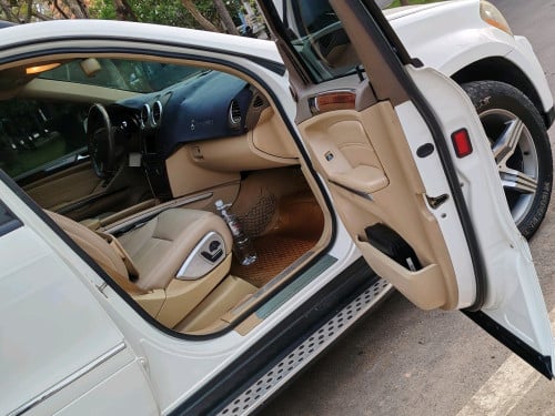 Mercedes GL320 V6 ម៉ាស៑ូត នៅអេមណាស់10500$