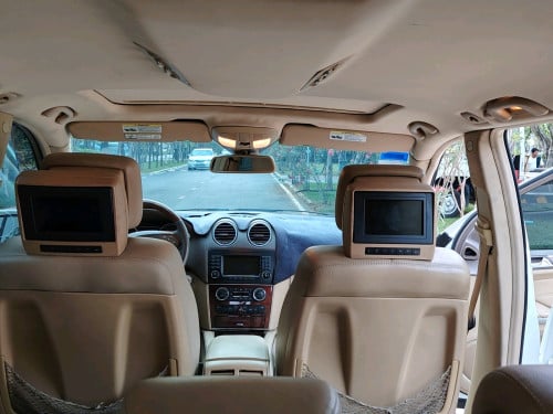 Mercedes GL320 V6 ម៉ាស៑ូត នៅអេមណាស់10500$