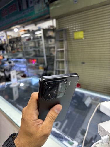 Mi15 512G Ram12G Sim2 សានុំក្រុមហ៊ុន ស្ទើរតួរតិចៗ